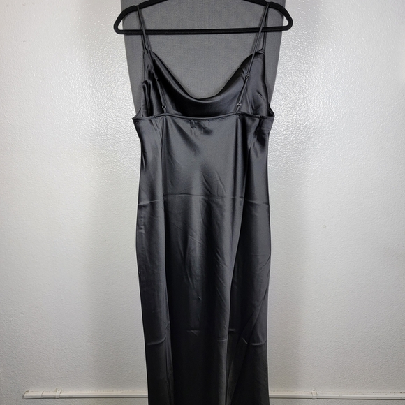 The Drop Scarlett Black Liquid Satin Cowl Neck Slip Dress Women's Size L - Picture 2 of 5